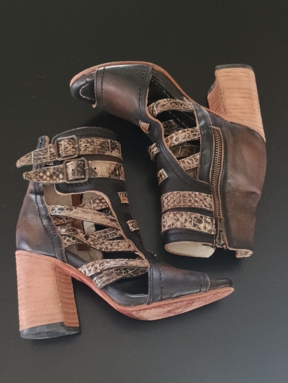 Freebird by Steven Brown Open-Toe Cutout Heeled Sandals with Snake-Print Straps - Picture 3 of 9